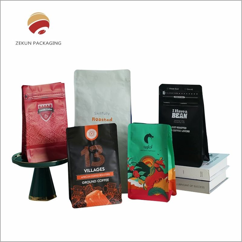 Bottega di imballaggio per snack personalizzati Stampe colorate per snack freschi